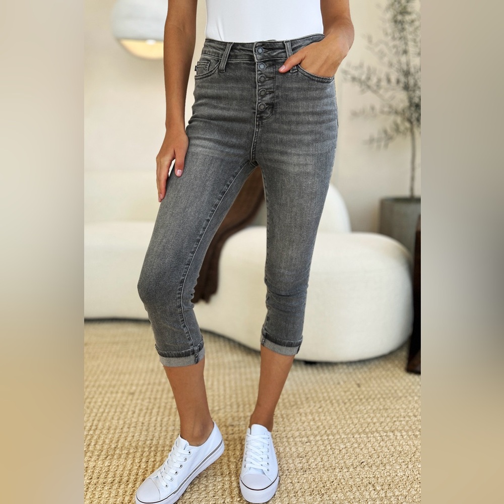 NWT Judy Blue PLUS + REG Size Lights + Sounds Button Fly High Waist Denim Capris